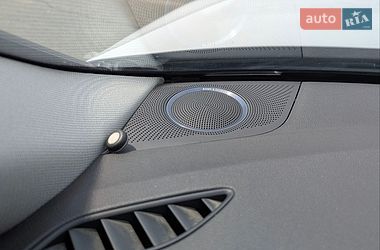 Седан Audi A4 2014 в Броварах