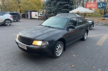 Універсал Audi A4 1998 в Рівному