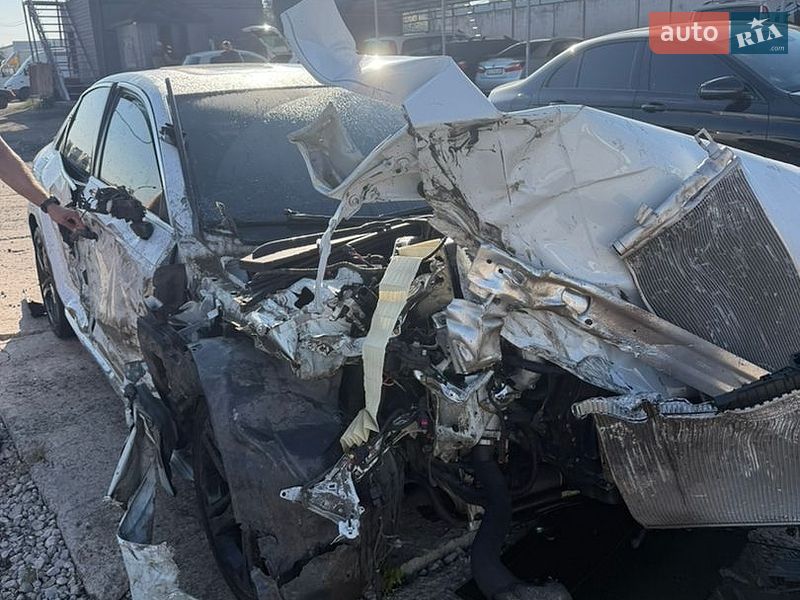 Седан Audi A4 2017 в Кривому Розі
