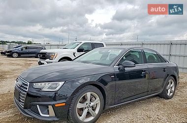 Седан Audi A4 2019 в Львове