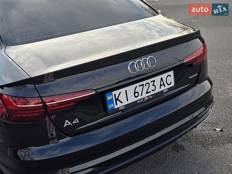 Седан Audi A4 2021 в Гостомеле
