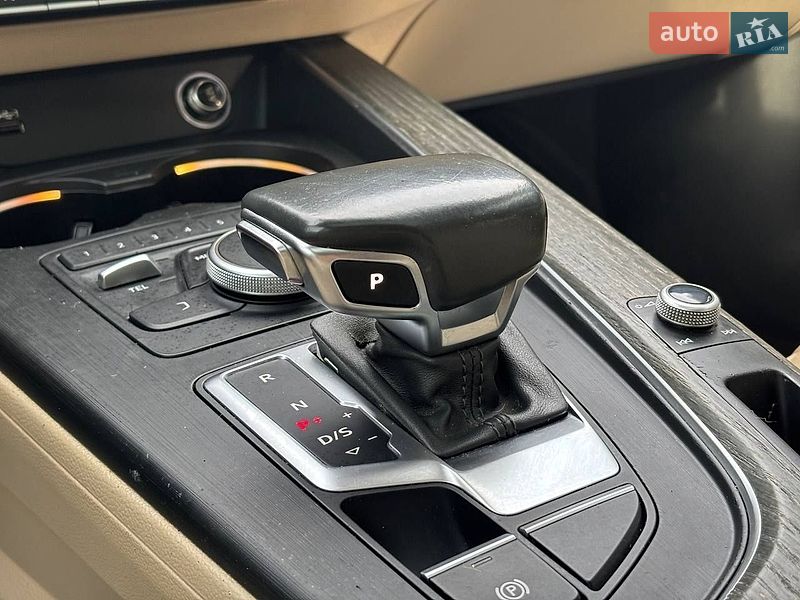 Седан Audi A4 2017 в Луцьку