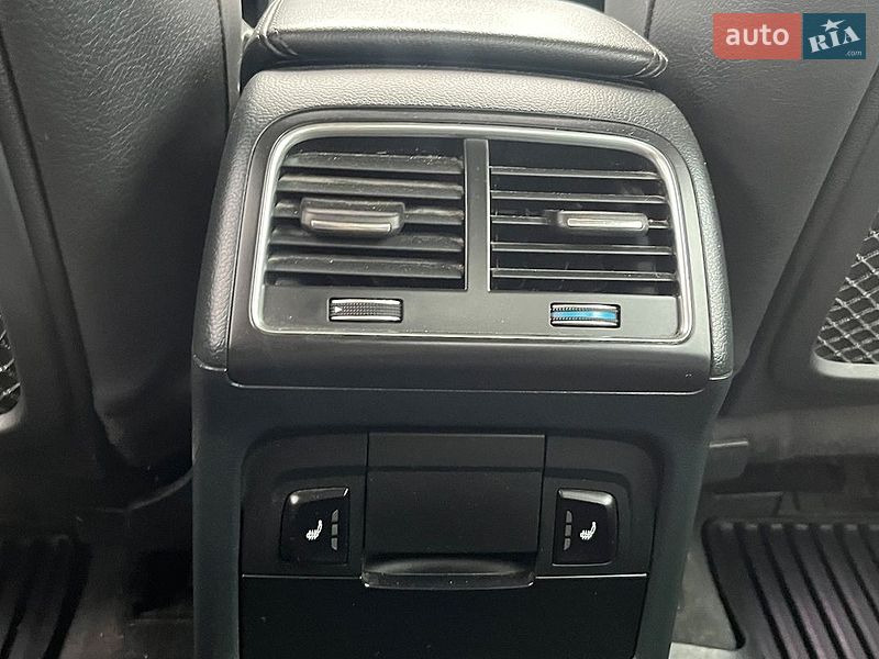 Седан Audi A4 2013 в Стрию