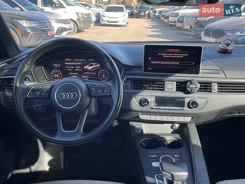Седан Audi A4 2017 в Полтаве