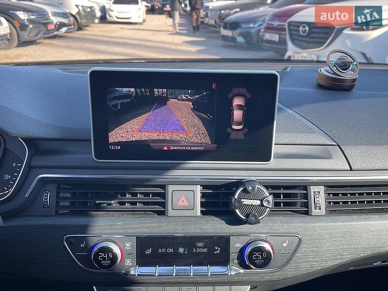 Седан Audi A4 2017 в Полтаве