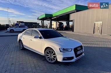 Седан Audi A4 2013 в Львове