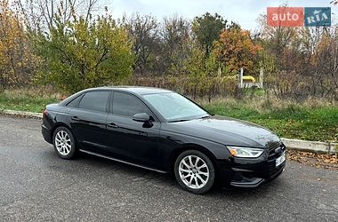 Седан Audi A4 2021 в Киеве