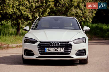Лифтбек Audi A5 Sportback 2017 в 