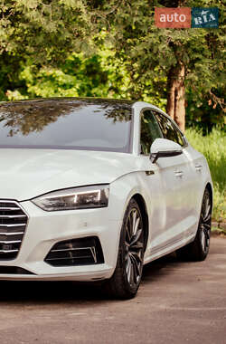 Лифтбек Audi A5 Sportback 2017 в 