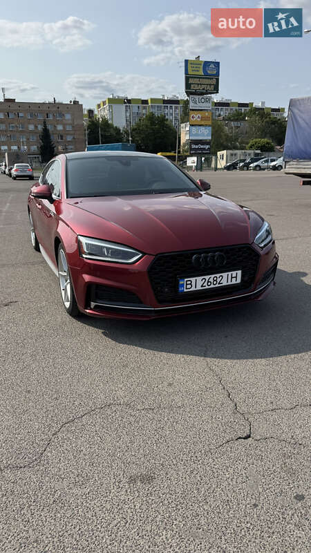 Лифтбек Audi A5 Sportback 2017 в 