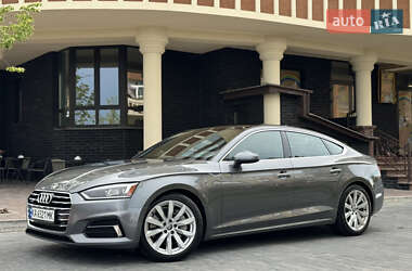 Лифтбек Audi A5 Sportback 2017 в 