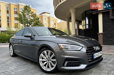 Лифтбек Audi A5 Sportback 2017 в 