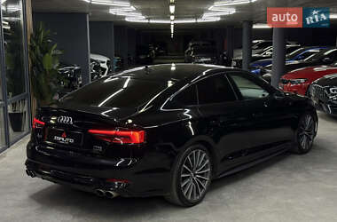 Лифтбек Audi A5 Sportback 2017 в 