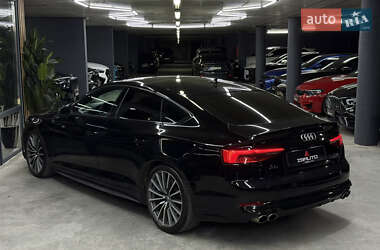 Лифтбек Audi A5 Sportback 2017 в 