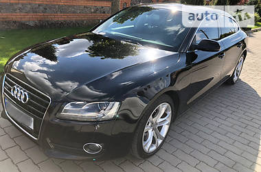 Купе Audi A5 2011 в 