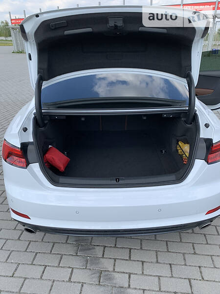 Купе Audi A5 2018 в Львові