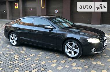 Седан Audi A5 2010 в Виннице