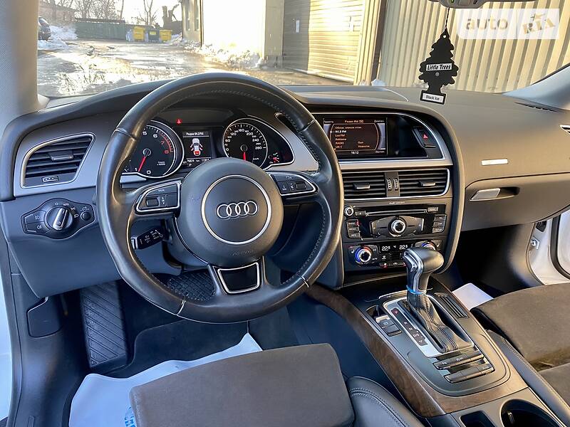 Лифтбек Audi A5 2014 в Киеве