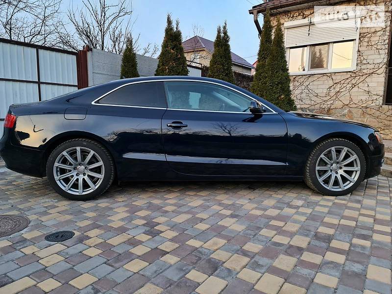 Купе Audi A5 2010 в Запорожье