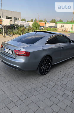 Купе Audi A5 2010 в Ивано-Франковске