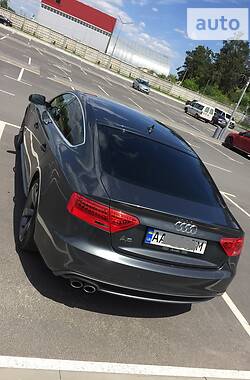 Купе Audi A5 2014 в Києві