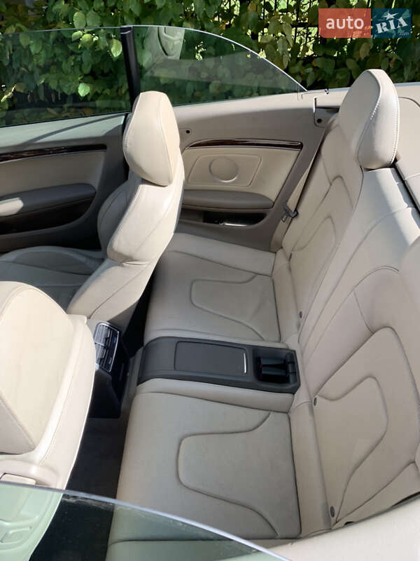 Кабріолет Audi A5 2011 в Києві