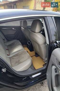 Купе Audi A5 2011 в 
