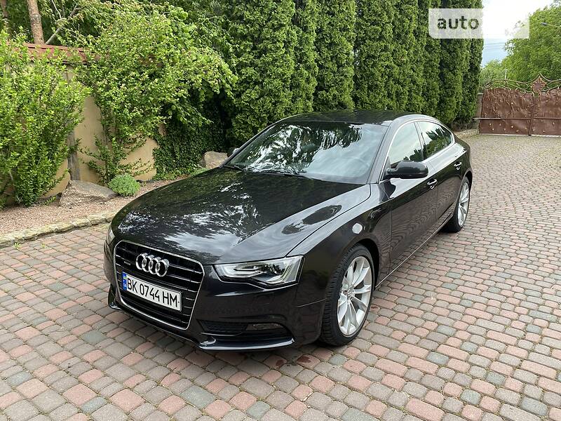 Хэтчбек Audi A5 2015 в 