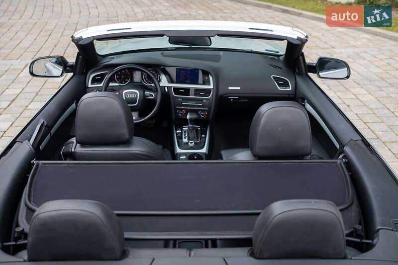 Кабриолет Audi A5 2011 в Киеве