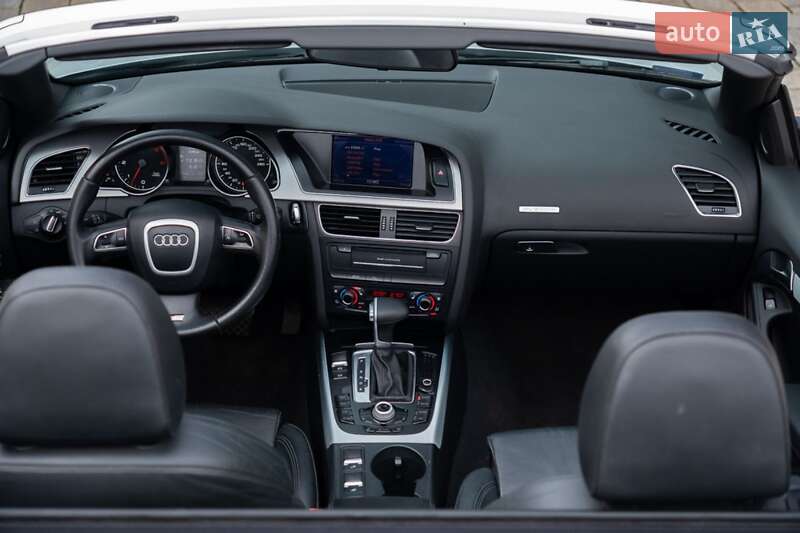 Кабриолет Audi A5 2011 в Киеве