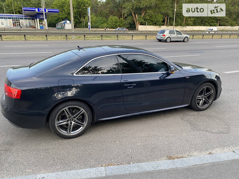 Купе Audi A5 2016 в Киеве
