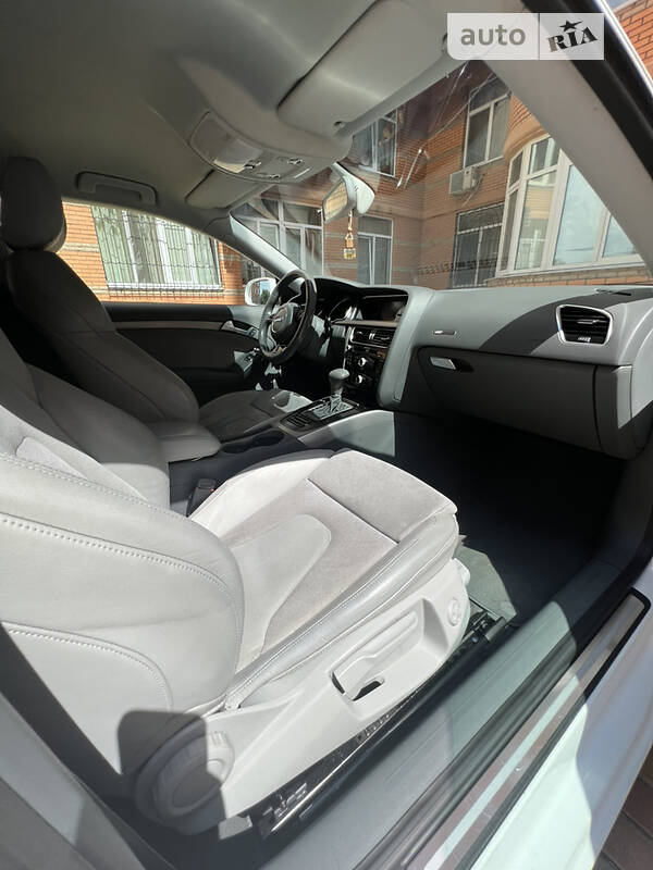 Купе Audi A5 2012 в Одессе