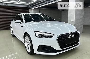 Ліфтбек Audi A5 2022 в 