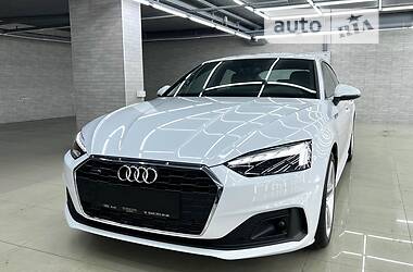 Ліфтбек Audi A5 2022 в 