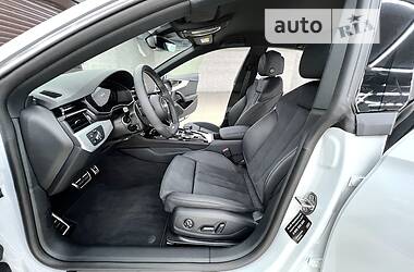 Ліфтбек Audi A5 2022 в 
