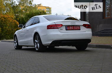 Купе Audi A5 2010 в Луцьку