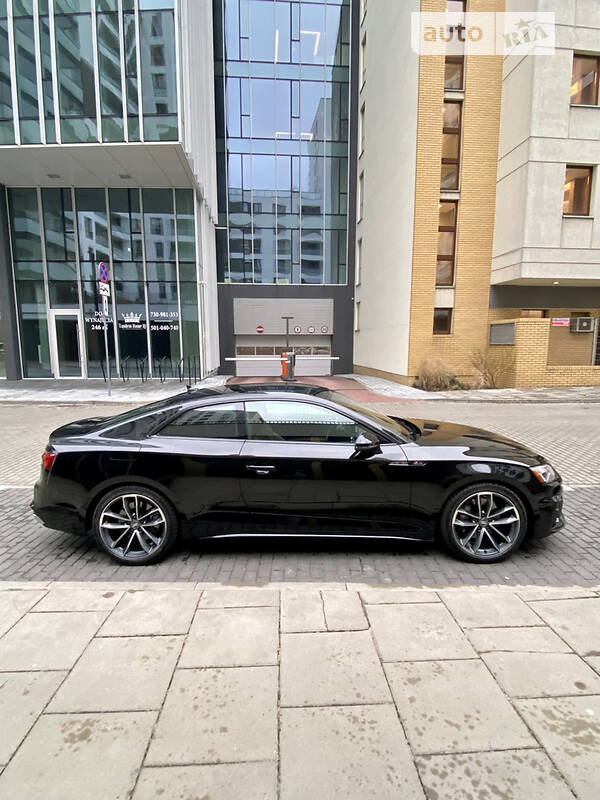 Купе Audi A5 2020 в Луцке