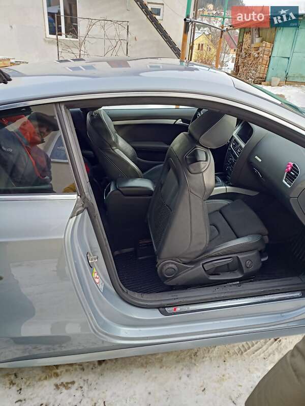 Купе Audi A5 2009 в Львові