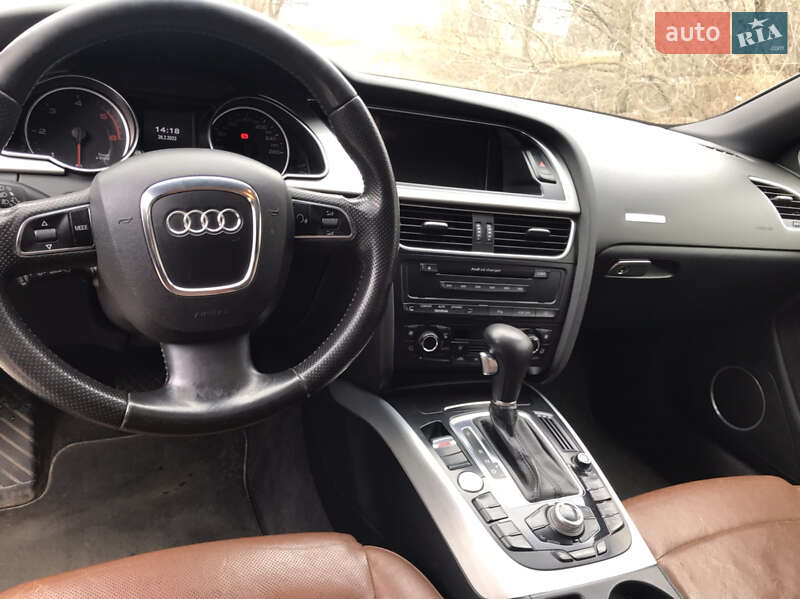 Купе Audi A5 2009 в Дніпрі