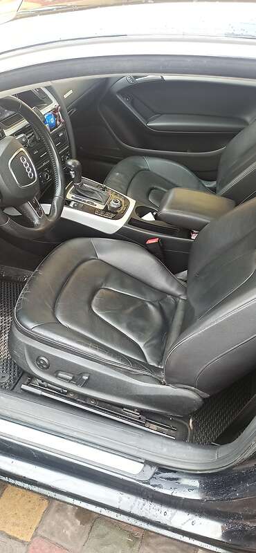 Купе Audi A5 2011 в Шептицькому