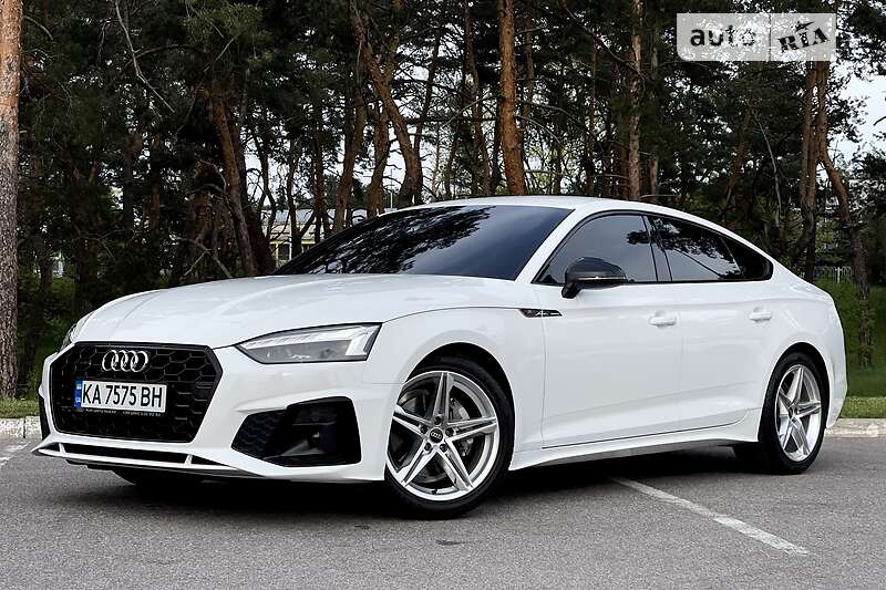 Лифтбек Audi A5 2022 в Киеве