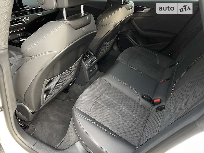 Лифтбек Audi A5 2022 в Киеве