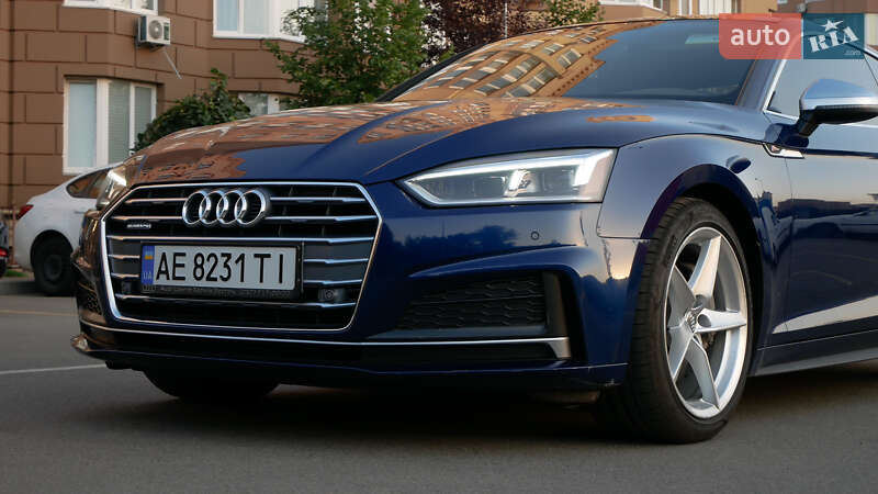 Купе Audi A5 2017 в Киеве
