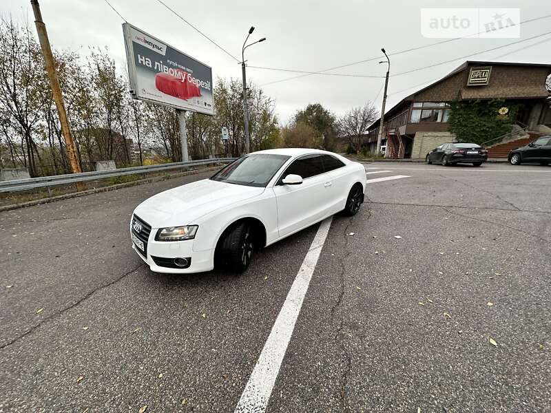Купе Audi A5 2009 в Дніпрі