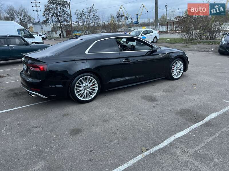 Купе Audi A5 2017 в Киеве