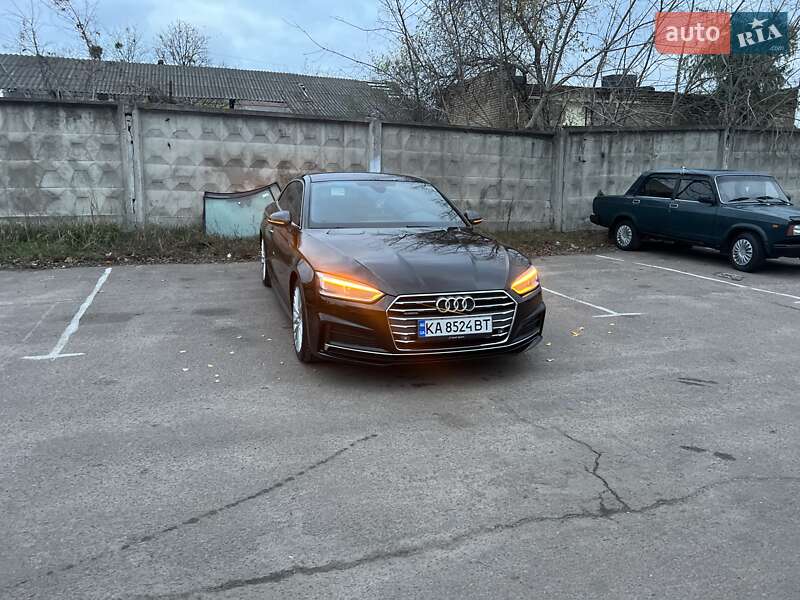 Купе Audi A5 2017 в Киеве