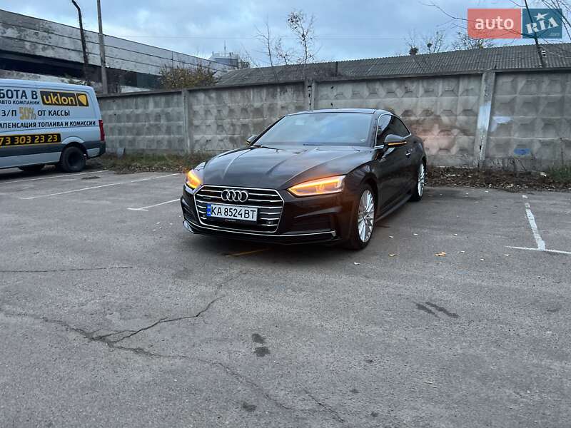 Купе Audi A5 2017 в Киеве