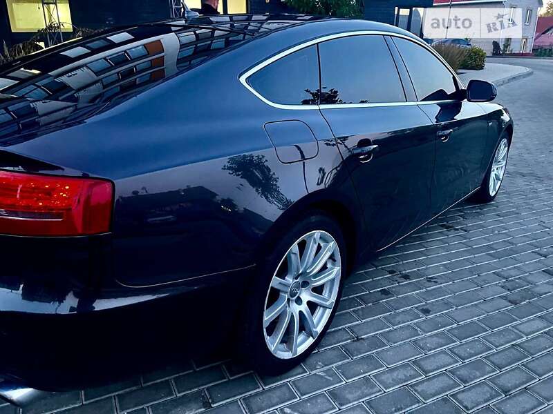 Купе Audi A5 2011 в Киеве