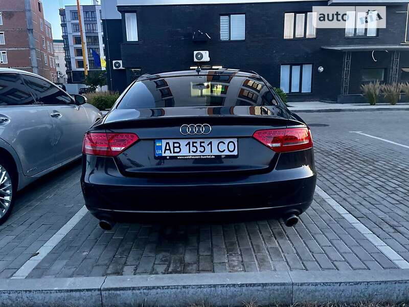 Купе Audi A5 2011 в Киеве