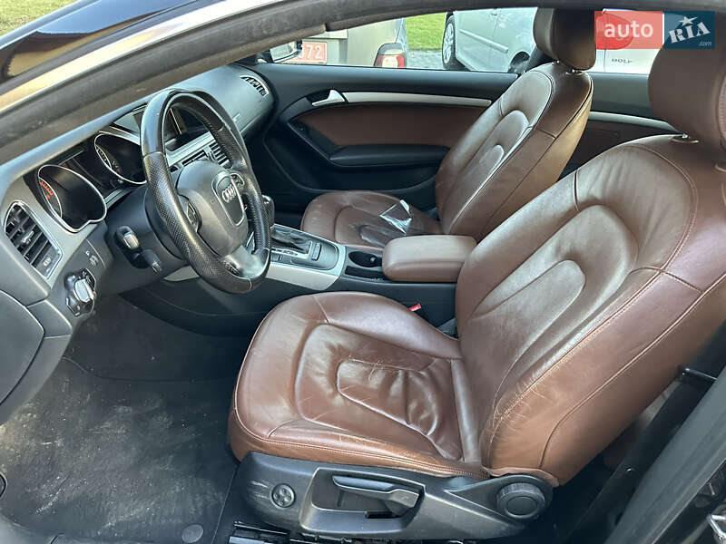 Купе Audi A5 2009 в Вараше